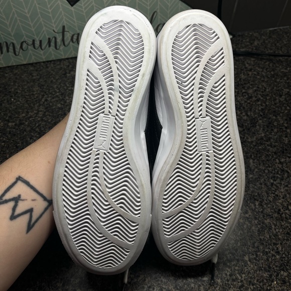 BTS x PUMA 2017 Court Star Shoes, NWT, Collectors item - Picture 6 of 10